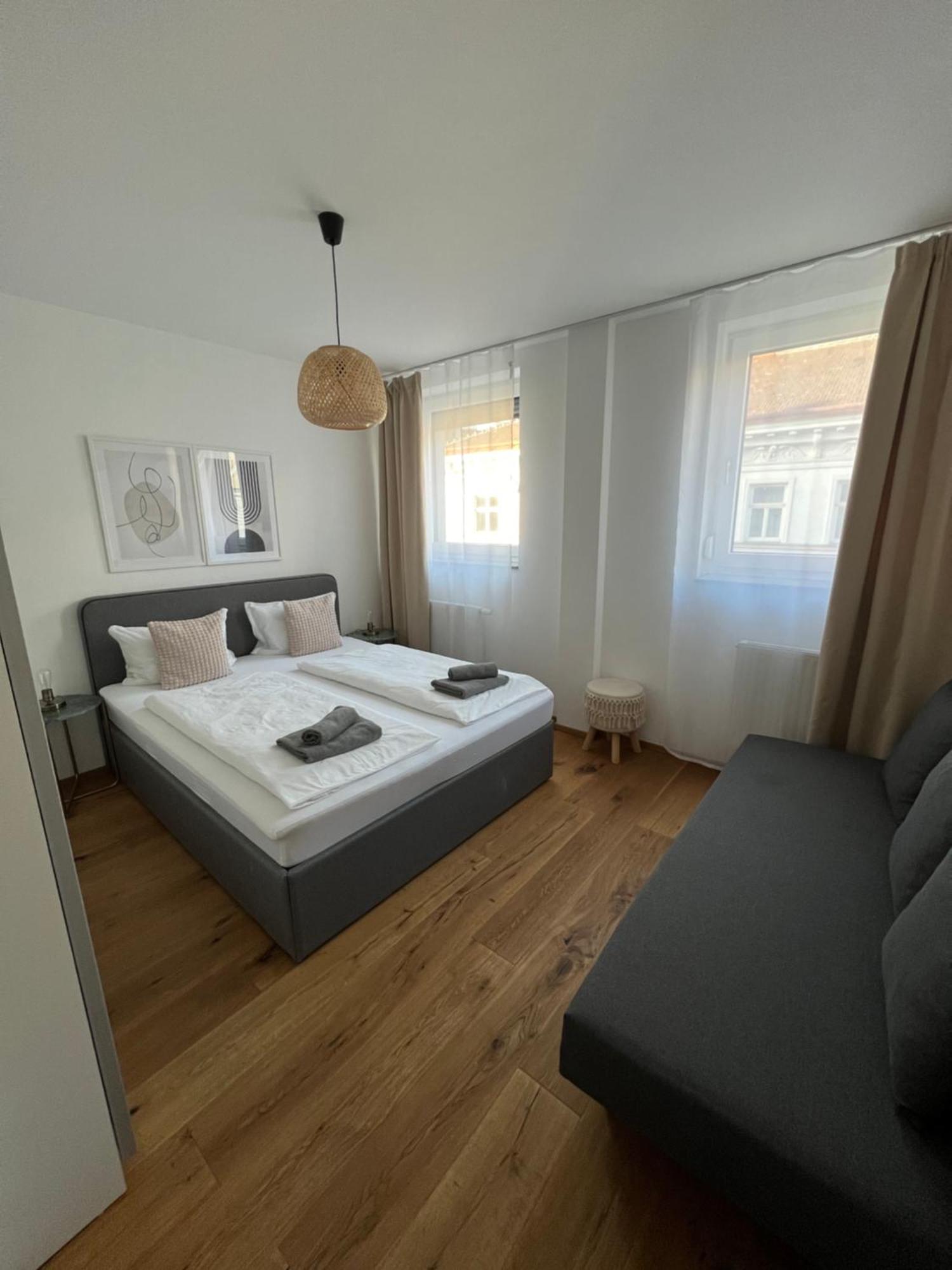 Urban Jungle Apartment Next To Prater & Old Town Wien Eksteriør bilde
